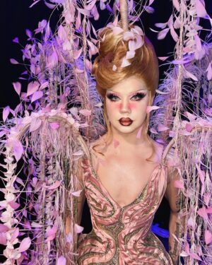 Willow Pill Instagram - A Willow Tree come to life! This is an outfit I’ve dreamed of since I began drag and knew it’s how I wanted to end my reign. May you all take shelter under me, being queer and free forever. 🌿

I’m also so excited to have a new T-shirt designed by the talented @girthofvenus available in my store! Link in bio 🌸

Outfit and hair by @joshuanapontedesigns 
Nails by @nailedbyjoseph 
Photo by @dragfiles