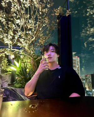 Woo Do-hwan Instagram - Good bye Osaka🤍

#gq #centaragrand_osaka