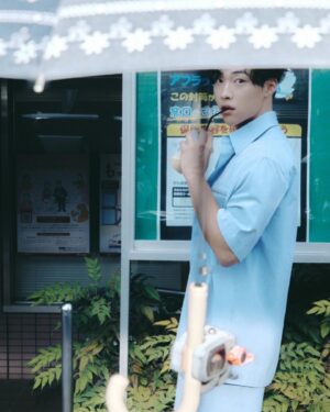 Woo Do-hwan Instagram - 🌸🌸🌸

#whales_magazine 
#bosseyewear 
#gqkorea
