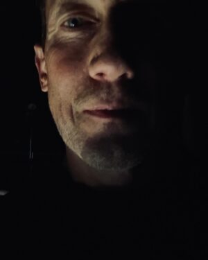Wotan Wilke Möhring Instagram - Good nite. #home #dog #quiet #place #night #peace #rest
