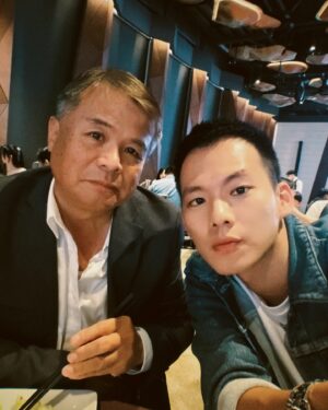 Wu Nien-hsuan Instagram - 我老爸
實在有夠帥🤙
#父親節快樂 🎁