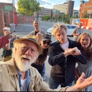 Xander Berkeley Instagram - Waiting for Seth. Hanging with Seth. Alongside #Ironside. Ex-Movie-Wife Jenette and her husband (their anniversary!) at the Old Wellington in Manchester circa 1554! To New Friends Josh and Sarah and old friends on trams everywhere! #t2 #twd