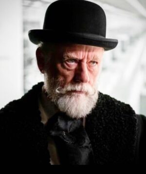 Xander Berkeley Instagram - From poverty to riches and back again, an actor’s journey. One armed mule team driver (Butcher’s Crossing), Silicon Valley billionaire (Truth be Told), Homeless Vet (No Address) multibillionaire munitions manufacturer (Major Barbara). I guess I’m seen as an extremist of sorts:)