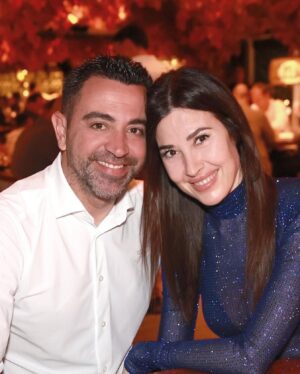 Xavi Hernández Instagram - Feliç aniversari carinyo! 
11 anys del millor “si” de la meva vida! T’estimo infinit @nuriacunillera81 ❤️🥰
#igualment #semprejunts