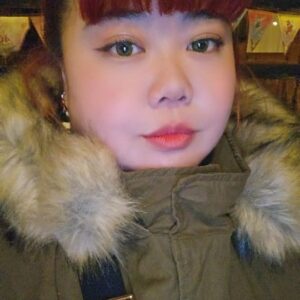 Xixi Lim Instagram - Fit Check for my recent japan trip. Who says BIG GIRLS can't dress in colours or look bigger in winter outfits? WE CAN ROCK IN COLOURS AND LAYERS TOO! 
💜❤️🩷💙

We are all perfect the way we are ✨️ 

#fitcheck #ootd #japan #outfit #plussize #棉花糖女孩