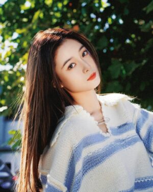 Xu Yiyang Instagram - 💙💙💙感受一下秋天的风