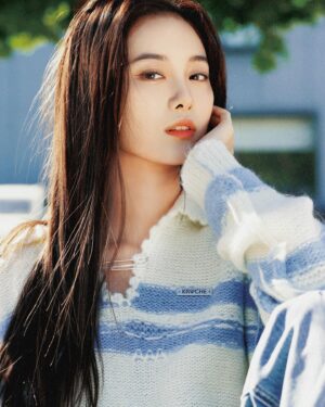 Xu Yiyang Instagram - 💙💙💙感受一下秋天的风