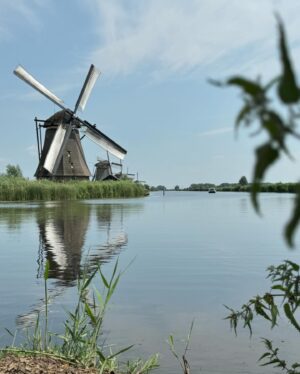 Yan-Pei Su Instagram - 🇳🇱📍
還是照著慢活的節奏中掌握時間
欣賞世界各地的可愛與不可愛
感受不同的風情
真喜歡 好喜歡 超級喜歡這樣的自己🩷
即使我們都不完美

#荷蘭 #鹿特丹 #自由旅行 #小孩堤防 
#世界遺產 #thenetherlands #rotterdam #kinderdijk