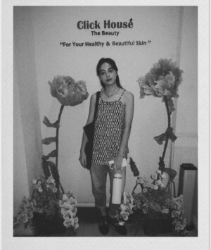 Yasamin Jasem Instagram - Skincare is a journey.
Enjoy the process! 5 years with @myclickhouse 🍸🧴