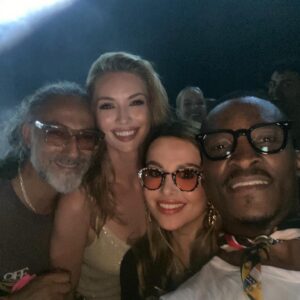 Yasemin Kay Allen Instagram - Thank you for this amazing week @gozdebulut 😍   @lujohotel 
And @kingdomistanbul @larabuyuktetik   @batuhnbuluut 🌹🙏

@realblackcoffee   @besvendsen ‘ı bu kadar tatlı bir ekiple dinlemek şahaneydi