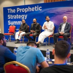 Yasir Qadhi Instagram - Alhamdulillah the Prophetic Strategy Summit in Turkey was a resounding success!  We were honored to have sessions led by @imamomarsuleiman @shmohammadelshinawy 
@salhachimi @dr.tareqalsuwaidan and many more.

We gathered some of the brightest minds to explore, discuss, and revive the timeless strategies of our beloved Prophet Muhammad ﷺ in addressing modern challenges. From thought-provoking discussions to actionable insights, the energy and commitment were truly inspiring. Together, we’re paving the way to reclaim our narrative and strengthen our communities globally. Jazakumullahu khairan to @jbeevents for organizing the event and everyone who attended—this is just the beginning!