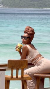 Actress Yaya DaCosta HD Instagram Photos and Wallpapers August 2024