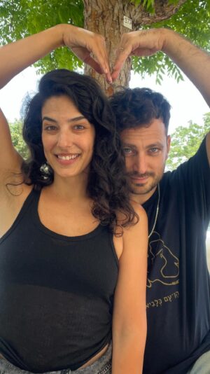 Yedidia Vital Instagram - רוניני אבא ואמא | חוגגים 19 👩‍❤️‍👨 
PART 6
.
.
.
יועץ לענייני השמינייה: @assaf_harel