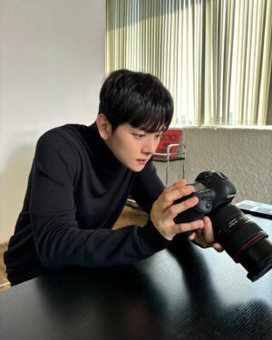 Yeo Hoi-hyeon Instagram - 외모췤😎