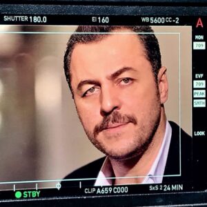 Yetkin Dikinciler Instagram - #bahtiyarölmez saat 20:00’ de @atvturkiye ‘de... 😊 #ailemiçin