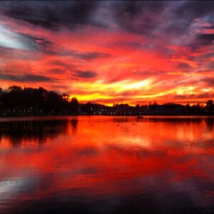 Yetkin Dikinciler Instagram - Yanıyor Batum...
#sunset #nature #city #Georgia #naturel #Batumi #burning