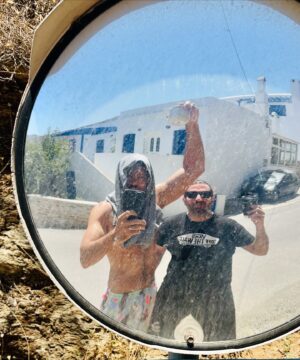 Yiannis Koukourakis Instagram - Ξαναέπαθα νησί ☀️🏖️ __________💙