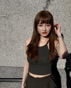 Ying-Xuan Ge Instagram - 曬太陽的me