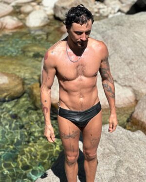 Yohan Nicolas Instagram - Little 12 degres water dip…