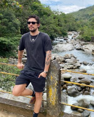 Yohan Nicolas Instagram - Hasta lluego Colombia 🫶