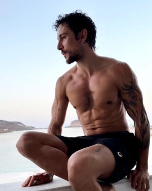Yohan Nicolas Instagram - Melting…
