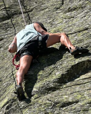 Yohan Nicolas Instagram - 🧗‍♀️