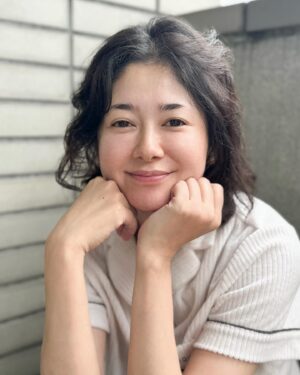 Yoko Maki Instagram - 応援してくださる皆様へ

この度はご迷惑をおかけして申し訳ありません。
皆様に大変ご心配をおかけしました事をここで謝罪させていただきます。

今は体調も良くなって、元気な姿で皆様とお会い出来る日々を楽しみにしてます！

これから携わってくれる方々、いままで応援してくださっている方々、今後ともどうぞ宜しくお願いいたします🥺♡

#真木よう子