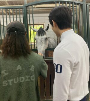 Yoo Jung-hoo Instagram - 샵 바꾸셔야겠어요
