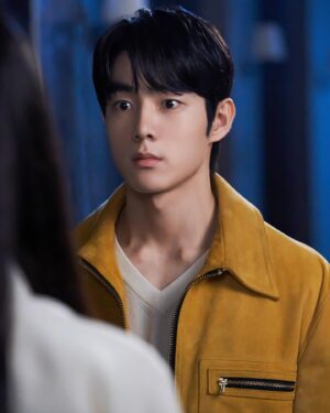 Yoo Jung-hoo Instagram - 단.등.명 입니다

#아씨두리안 #tv조선 #쿠팡플레이