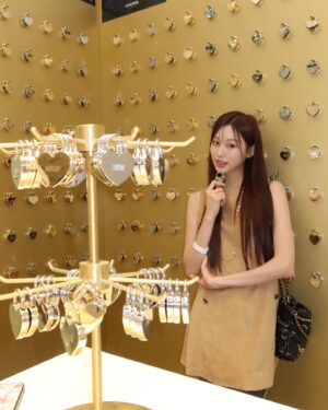 Yoo Yi-su Instagram - COCO CRUSH ON YOU 🤍 @chanelofficial 

#CHANEL #CHANELFineJewelry #CocoCrush #CrushStory