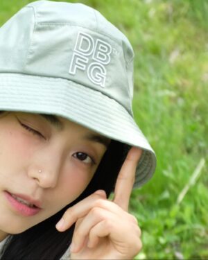 Yoon Bo-ra Instagram - 날씨에 시원하게 완전 딱 🌿☘️
@doubleflag_official 

 #doubleflag #더블플래그 #24ss #광고
@doubleflag_official