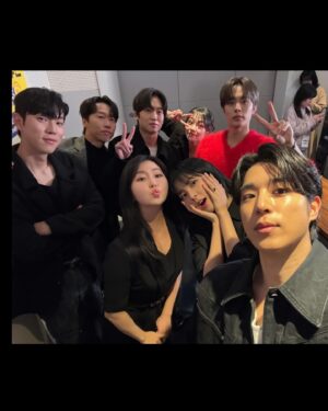Yoon Byung-hee Instagram - 기자님들 
지인분들 
사채소년 식구분들 
26컴퍼니 관계자분들 
홍보 마케팅 관계자분들
눈컴퍼니 식구분들
헤메스 선생님들
모두모두 감사한 하루였습니다
#사채소년