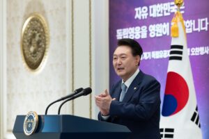 Yoon Suk-yeol Instagram - 영웅들께서 남겨주신 독립의 정신과 유산이 영원히 기억되고, 유공자와 후손들께서 합당한 예우를 누리시도록 최선을 다하겠습니다.