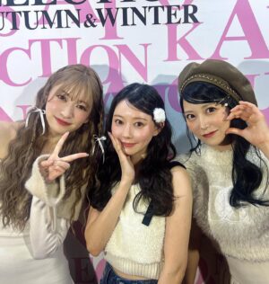 Yoshida Akari Instagram - @kansaicollection 💖💖
あかみるみるきー💗💗ゆきりんさんあいりちゃん💗💗
大好きな人にいっぱい会えるのも毎回楽しみ💖
.