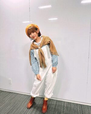 Yoshino Nanjo Instagram - ff14 パッチノート朗読会
2024/06/27

ありがとうございました〜！
楽しかった！！

パッチ7.0、より一層楽しみになったなぁ！
クルルさんも登場するメインストーリーももちろん楽しみなんだけど、個人的にはアップデートされるグラフィックスまわりが気になって仕方ない〜！

たくさん色んな地域の景色を楽しもうと思います🙌

今回クルルさんがピクトマンサーになる！ということで、パレット🎨のブローチをつけてみたり
白魔も変わらず好きなので、昔買ったコラボブレスレットも付けてきました〜！
衣装のカラーリングはクルルさん意識な黄色と青！
クローバーもつけてみたり‥。

わたし自身もお祭りに行くような気持ちで参加させていただきました！
コメント読みながらの配信も、みなさんとオフ会してるみたいで楽しかったな〜！
ありがとうございました✨

・・・
衣装 前田千佳子さん
メイク 吉田さん（ @maaaaasahi0514 ）