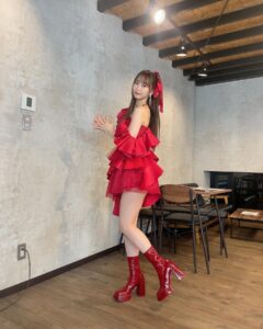 Yu Serizawa Most Liked Photos and Posts