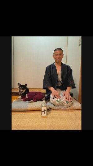 Yuji Hirayama Instagram - 本日、有難く家族と共に55歳の誕生日を迎えました。

この歳になると頑張ると言うよりは、無理が効かない身体をいかに活性化させ、怪我なく心身共に健康的に生きるかが質の高いクライミングや幸せな生き方に繋がっているように思います。

つい先日登れたDaydreamはその様な考えの下、無理せず時間を掛けての成功でした。

そう言った意味で、55歳は近年やって来たことが実るでしょうし、60代への下地作りが始まるとも感じています。
まずは55歳でどんなクライミングができるのかが楽しみです。

家族と共に、雪降る温泉宿でゆったりと湯につかり、身体を温め、深々と降る雪をながめていると、歳を取る喜びを感じます。
皆様に支えられての今日、55歳は多くの皆様と共に良い事を積み上げ、無理をせず健康的に目標や成し遂げたいことに向かって行きまいと思います。よろしくお願いします。

Today, I am grateful to celebrate my 55th birthday with my family.

At this age, I think it's not so much about working hard, but rather how to revitalize your body, which can't be pushed too hard, and how to live a healthy body and mind without getting injured, which leads to high-quality climbing and a happy way of life.

Daydream, which I was able to climb just the other day, was a success based on that kind of thinking, and was a success that took time and effort.

In that sense, I feel that at the age of 55 I will be able to realize what I have learned in recent years, and I will begin to lay the groundwork for my 60s.
First of all, I'm looking forward to seeing what kind of climbing I can do at the age of 55.

I feel the joy of growing old as I relax in the hot springs at a snowy hot spring inn with my family, warm up my body, and watch the snow fall deeply.
Today, at the age of 55, thanks to everyone's support, I hope to work together with many of you to accumulate good things and work toward my goals and achieve what I want to achieve in a healthy manner without overdoing myself. thank you.

#neverstopexploring #tnfathletes #tnfjp #ザノースフェイス
#bouldering #スポーツクライミング #hijiki #thehirayamafamily 
@basecamp_onlineshop 
@basecamp_import 
@basecamp_mgmt 
@thenorthfacejp 
@beal.official 
@carbongrip 
@climbskinspain 
@squadraholds 
@bluepillclimbing 
@grizzlyholds 
@cheetaholds 
@rustamclimbing 
@basecamp_shinbashi 
@basecamp_tedogawabashi 
@basecamp_kinshicho
@basecamp_shinjuku 
@basecamp_higashimurayama 
@basecamp_hanno 
@basecamp_iruma