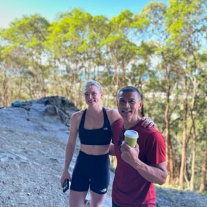 Yuji Hirayama Instagram - 日本に帰る前日、オーストラリアの岩を登るチャンスがあった🇦🇺
@lucyclimbing が僕をMt coolum に連れて行ってくれた⛰️
ブリスベンから車で1時間45分ぐらいSunshine cost 近くにある。ビーチが岩場から眺められるロケーション🏖️

そしてクライミングスタイルも無茶苦茶スペシャルだった。
オーバーハングにかなり飛び出たマクロホールドをニーバーを駆使して登るのだが、慣れてない僕は上手くニーバーが支えなくて尋常なくパンプした。アップのつもりだったけど何度も落ちそうだった。

オンサイトする事ができたけどほんと難しかった😅
 “Wholly Calamity” 
グレードは26

短いオーストラリア滞在を岩場で締めくくり最高のツアーでした。 @lucyclimbing 岩場に連れて行ってくれてありがとう✨✨🙏

The day before I returned to Japan, I had a chance to climb on rock in  Australia 🇦🇺 
@lucyclimbing took me to Mt Coolum⛰️
It's about an hour and 45 minutes by car from Brisbane, near Sunshine Cost. You can see the beach from the crags 🏖️

And the climbing style was also insanely special.
I feel like climbed on macro holds that were quite overhanging, using kneebars, but I wasn’t used to it, so my kneebars didn't support me well and I pumped like crazy. I was trying to warm up, but I almost fell many times.

I on-sighted but it was very hard😅
 “Wholly Calamity” 
The grade is 26.

It was a great tour that ended my short stay in Australia. Thank you @lucyclimbing for taking me to the crag✨✨🙏

@lucyclimbing 
@oj.reeves 
@thenorthface 
@thenorthface_climb 
@thenorthfacejp 
@climbskinspain 
@beal.official 
@sendclimbing 
@carbongrip 
@basecamp_mgmt 
@lasportivajp 
@basecamp_onlineshop 
@basecamp_import

#オーストラリア#クイーンズランド #mtcoolum #neverstopexploring #tnfathletes #tnfjp #ザノースフェイス #brisbane #australia #フリークライミング