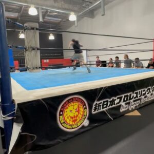 Yujiro Kushida Instagram - NJPWアカデミー
本日は“Thank you“と“ありがとう“の違い。言葉の成り立ちという角度から日本とアメリカのプロレスを比較研究🖋️正確に伝わったかどうかは定かではありませんが、まぁそれはそれで。
@njpwacademy @njpw_global