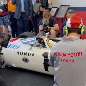 Yuki Tsunoda Instagram - Good times in Goodwood. Thanks for trusting me with this beauty @hondajp ! 🙏