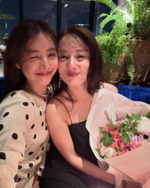 Yuko Araki Instagram - 28日はまりあ29歳のお誕生日♡
今年は誰よりも早くお祝いさせていただきました☺️🤭❤️
素敵な実りある1年になりますように♡

らぶーーー☺️❤️🤭