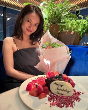 Yuko Araki Instagram - 28日はまりあ29歳のお誕生日♡
今年は誰よりも早くお祝いさせていただきました☺️🤭❤️
素敵な実りある1年になりますように♡

らぶーーー☺️❤️🤭