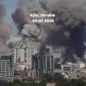 Yurii Horbunov Instagram - Плюсівці звертаються до світової спільноти зупинити геноцид українці!
Поціливши в дитячу клініку «Охматдит»,російські терористи ще раз довели-для них немає нічого святого,нічого людяного!
Ворог повинен бути покараний!
Це неминуче!!
@ohmatdyt -ти не один!!
