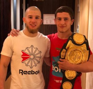Yusuf Raisov Instagram - #2018 Ты мне тоже медаль дай подержать.))
#OlimpicCHAMPION