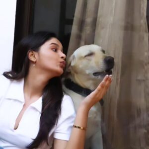 Yuvina Parthavi Instagram - I decide my vibe🐻
the last picture is my fav what's your's🤭🥰?!?