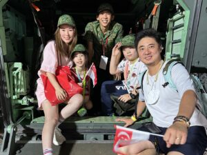Yvonne Lim Instagram - Well we couldn't attend NDP this year but we still managed to attend South West District NDP@Heartlands family friendly activities 🇸🇬🥰
.
Carrying our NDP packs, my heart swells with gratitude as we combed through the crowd, greeted with warm welcomes from fellow Singaporeans and met our amiable @lowyenling.sg 😍
.
The amazing static displays of SAF, SPF and SCDF vehicles were what got #happyAJ really excited. Much credit to all SAF, SPF, SCDF personnel and volunteers at the event, 辛苦了！🫶🏻
.
Of course the night ended with spectacular drones display and fireworks! 🎆 
.
I am so proud to call this country my home. Here's to celebrating our unique culture, history, and unity that makes our nation so special. I love my country, today and every day!🇸🇬❤️
.
#ndpatheartlands 
#southwestdistrict
#HeartsToGather
#happy59thbirthdaySingapore
#TogetherAsOneUnitedPeople
#SG59
#proudtobeSingaporeans
#lovemycountry🇸🇬
#dutifulgodparents😜
#myjoyandhappiness
#mysunshine
#happymummy 
#happyAlexa 
#wearetiens
#国庆日
#田家趴趴走
#田家过国庆
#新加坡女婿
#平安
#健康
#感恩
@ourbukitgombak