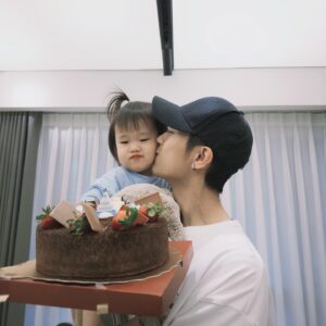 Zack Fanchiang Instagram - -
越是單純的幸福 🥳
越是珍貴💛
感謝我擁有的一切 
-
於是我 又老了一歲🤪
#20240728  #獅子座