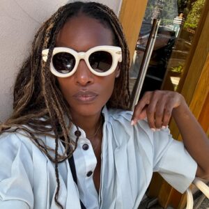 Zainab Johnson Instagram - My first time in Cairo- I came I saw I dumped…literally 🤭 

1. Thank you @kotn for the dope experience
2. Pyramids of Giza
3. Visiting Islamic Cairo 📸: @arthursjames 
4. The Set (Citadel football field)
5. Sunset on The Nile 
6. Cafe in Zamalek
7. Spice dealer at Khan el-Khalili 
8. Mosque entryway
9. Fifty Shades of Grey Zamalek
10. Egyptian Mango Juice 😋
11. Modesty Z 
12. Bread is Life
13. Three comedians walk into a mosque
14. Sphinx
15. Felucca ride on The Nile…
16. Alhamdulilah 
17. The cure.

#egypt #travel #experience #comedy #zainab #life #fashion