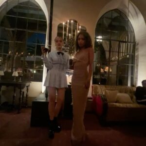 Zaria Instagram - Wonderin if @myleshendrik takes a picture while you tell a @prettylittleliars a secret if it makes friends??? @kaytranada 

👗 : @normakamali @lidowarchive 👠 @bottegavenetaworld