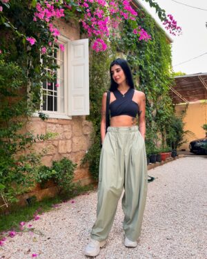 Zeina Makki Instagram - Everything about this 🌸 🎶💗🌜